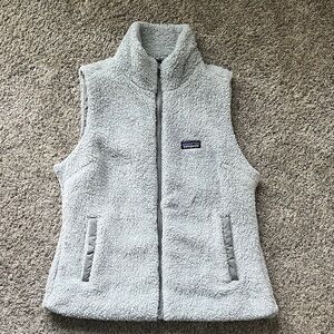 Cozy Patagonia Gray Fleece Vest